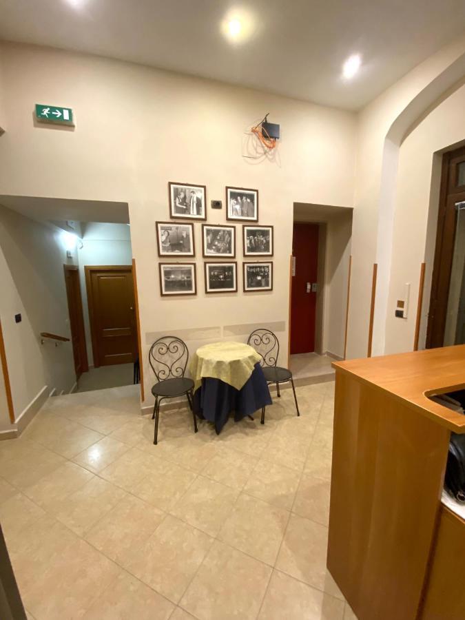 Albergo Ristorante Del Cacciatore Foggia Zewnętrze zdjęcie