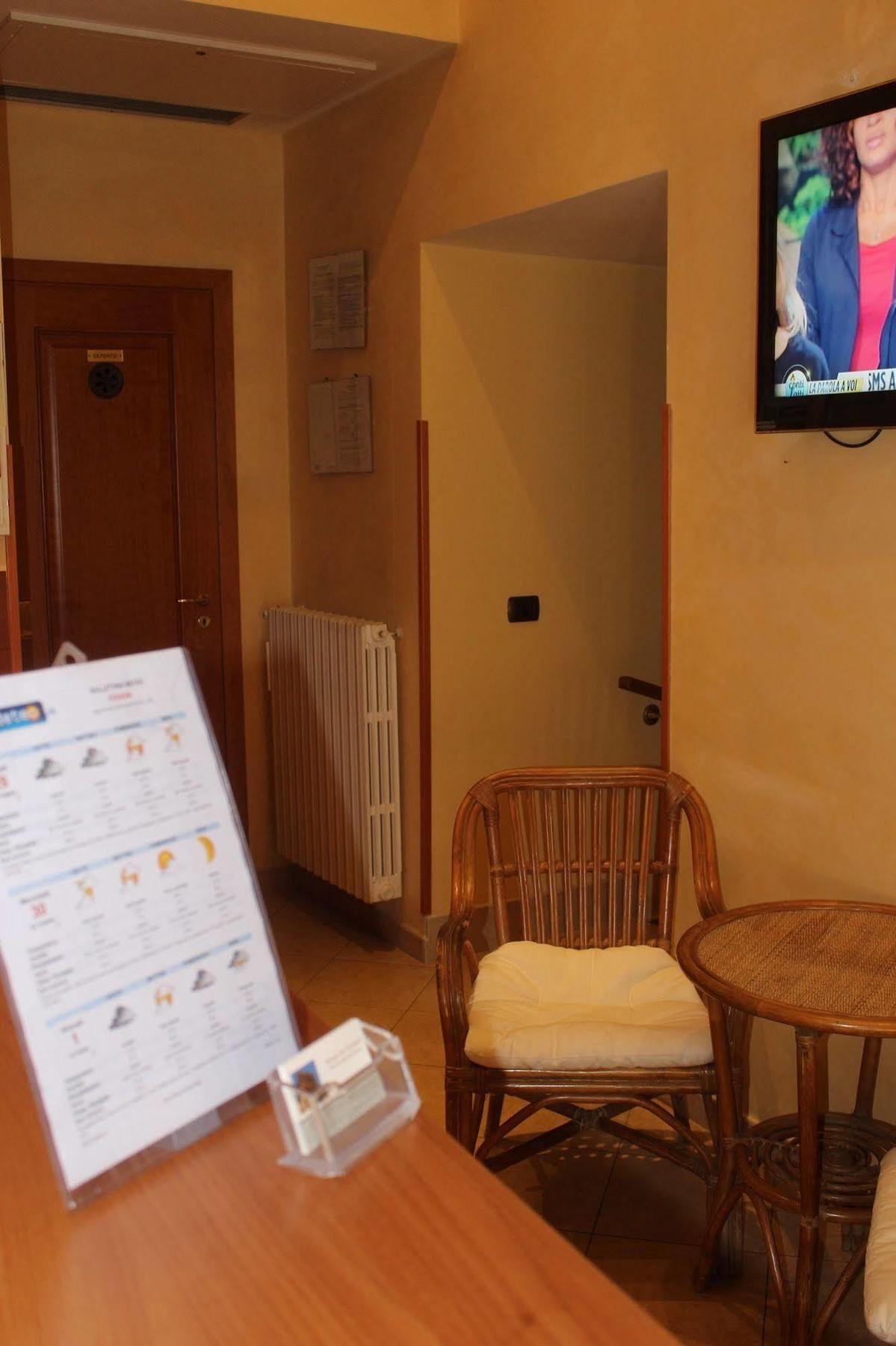 Albergo Ristorante Del Cacciatore Foggia Zewnętrze zdjęcie