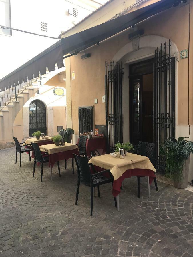 Albergo Ristorante Del Cacciatore Foggia Zewnętrze zdjęcie