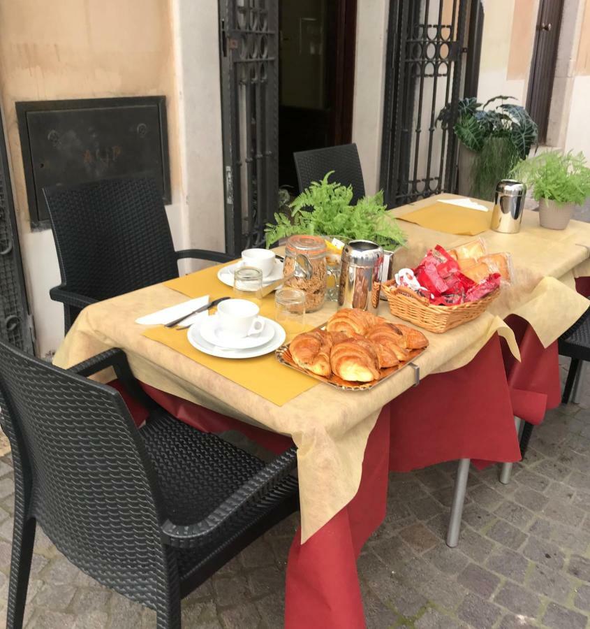 Albergo Ristorante Del Cacciatore Foggia Zewnętrze zdjęcie