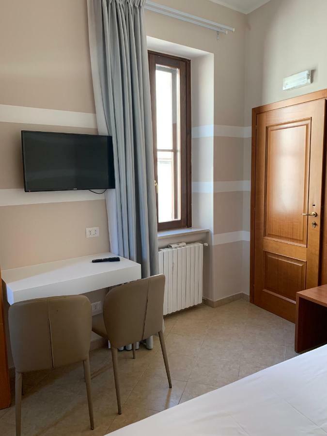 Albergo Ristorante Del Cacciatore Foggia Zewnętrze zdjęcie